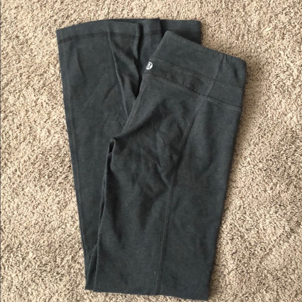 Lululemon size 2